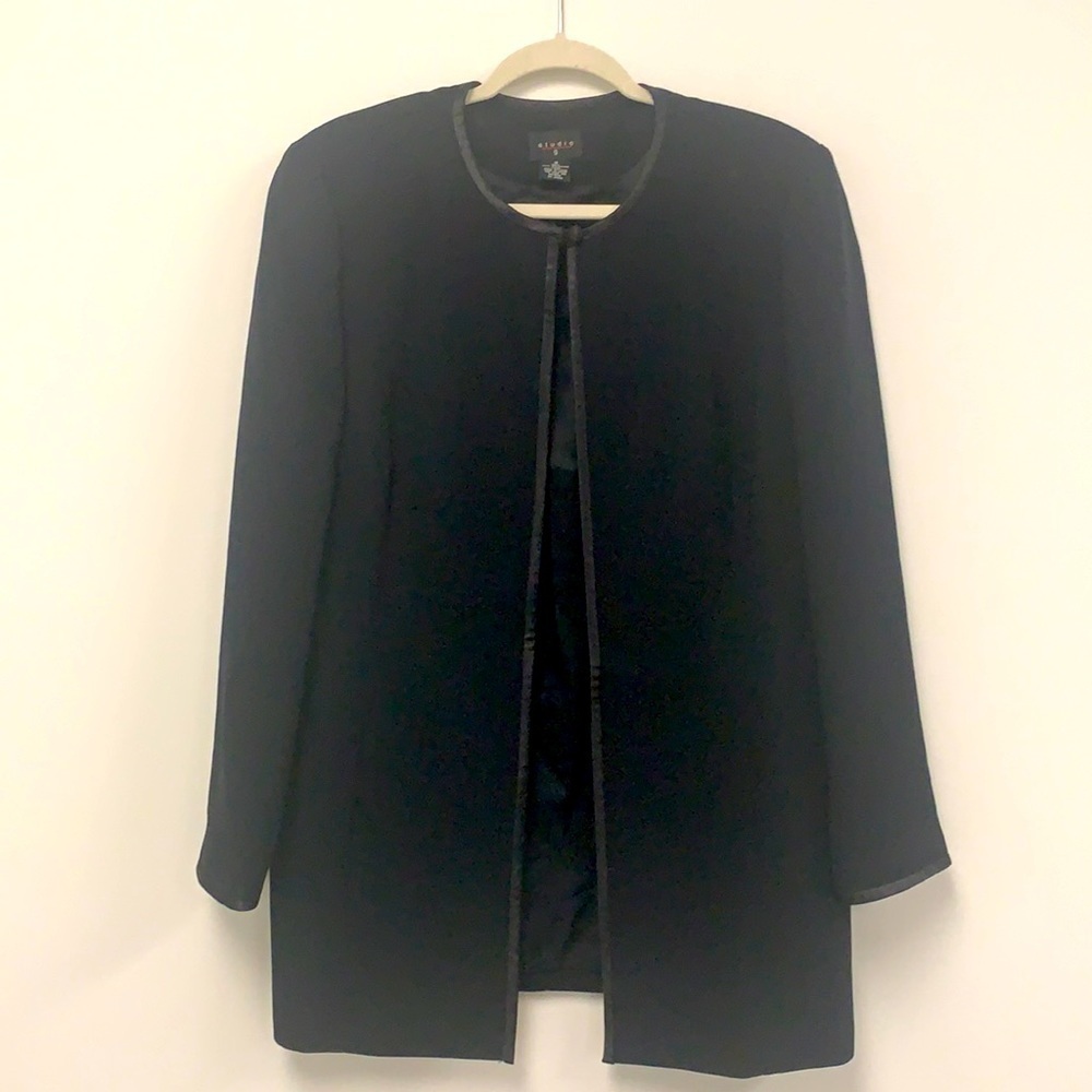 Studio g over coat, suit coat. Size 14 black